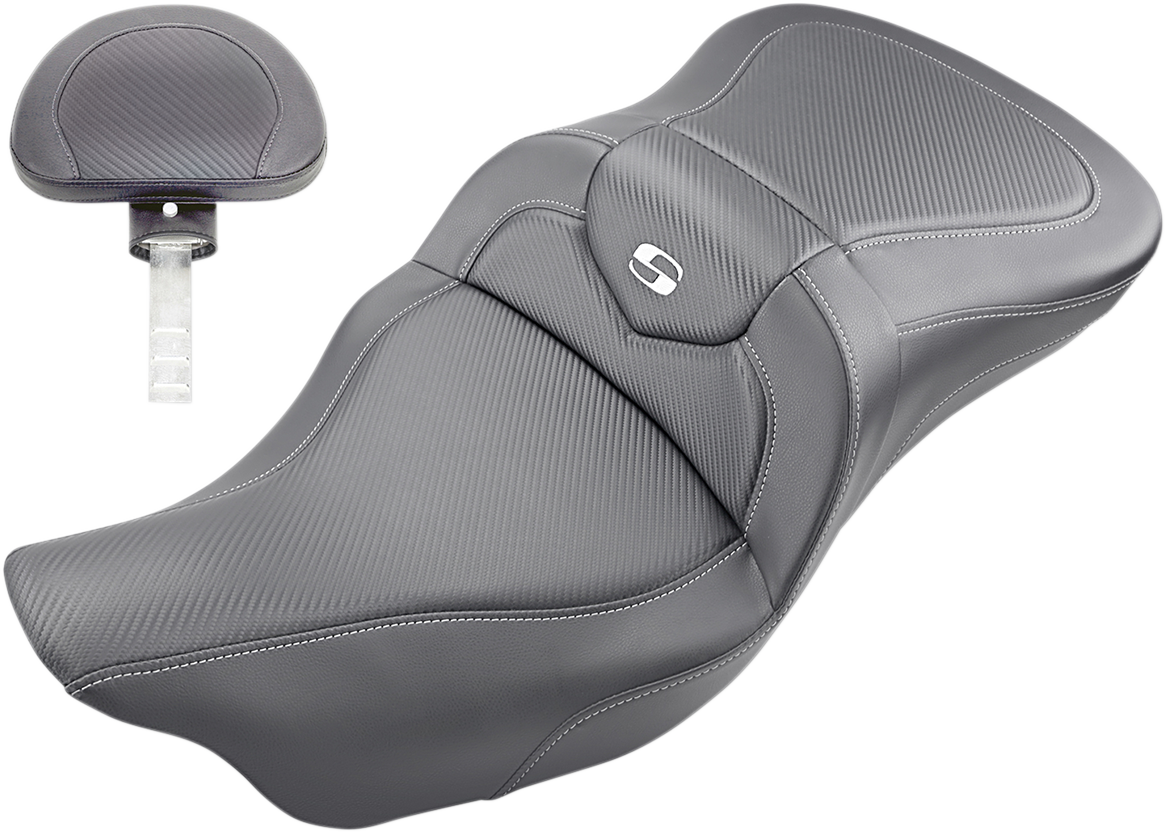 Bill's Exhausts SADDLEMEN Roadsofa seat with backrest in black and carbon fiber for 2009-2023 FLHTCUTG motorcycle.
