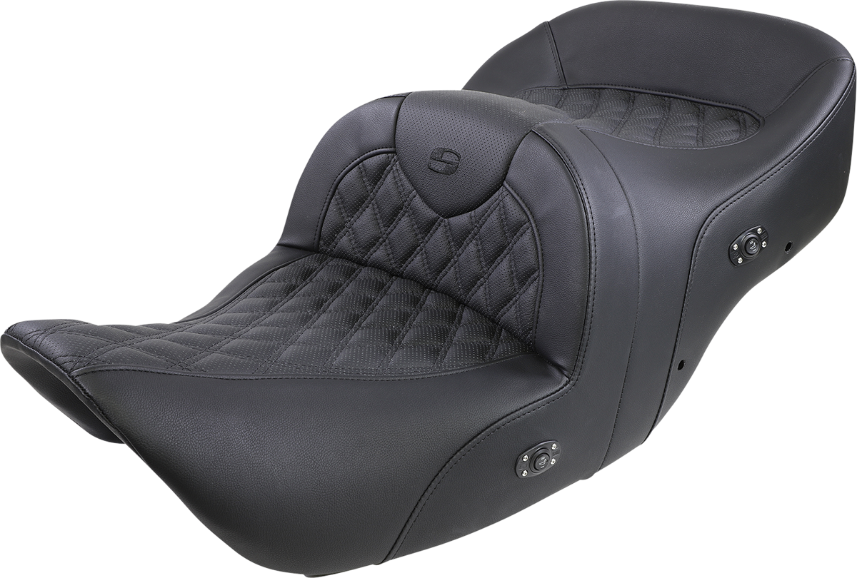 Bill's Exhausts SADDLEMEN Roadsofa motorcycle seat without backrest, black full lattice stitch, heated for comfort.
