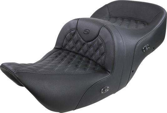 Bill's Exhausts SADDLEMEN Roadsofa motorcycle seat without backrest, black full lattice stitch, heated for comfort.