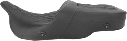 Bill's Exhausts Roadsofa seat for 1999-2007 FLH motorcycles, full lattice stitch, heated, without backrest, motorcycle seat component.