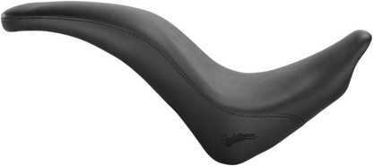 Black Saddlemens Profiler motorcycle seat for VT1300C with smooth design, featuring a comfortable riding surface and sleek appearance.