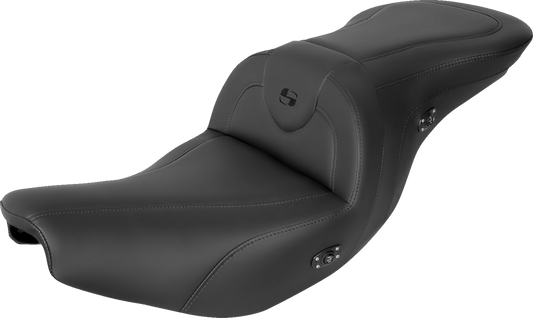 Black Saddlemens RoadSofa heated motorcycle seat without backrest with black stitching for Indian models 2014-2023.