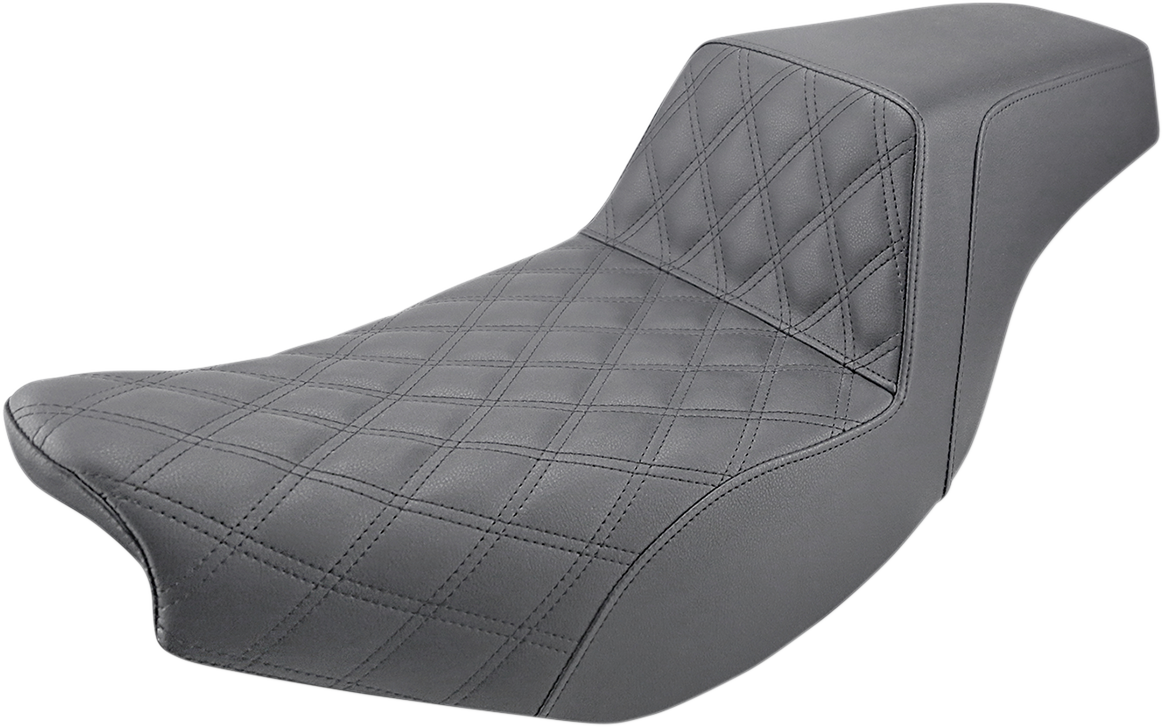 Black Saddlemens Step Up Seat with front lattice and rear smooth design for Indian motorcycles, providing comfortable seating.
