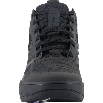Black Alpinestars Speedflight shoe in US 9.5 with sleek design, featuring detailed stitching and sporty style.