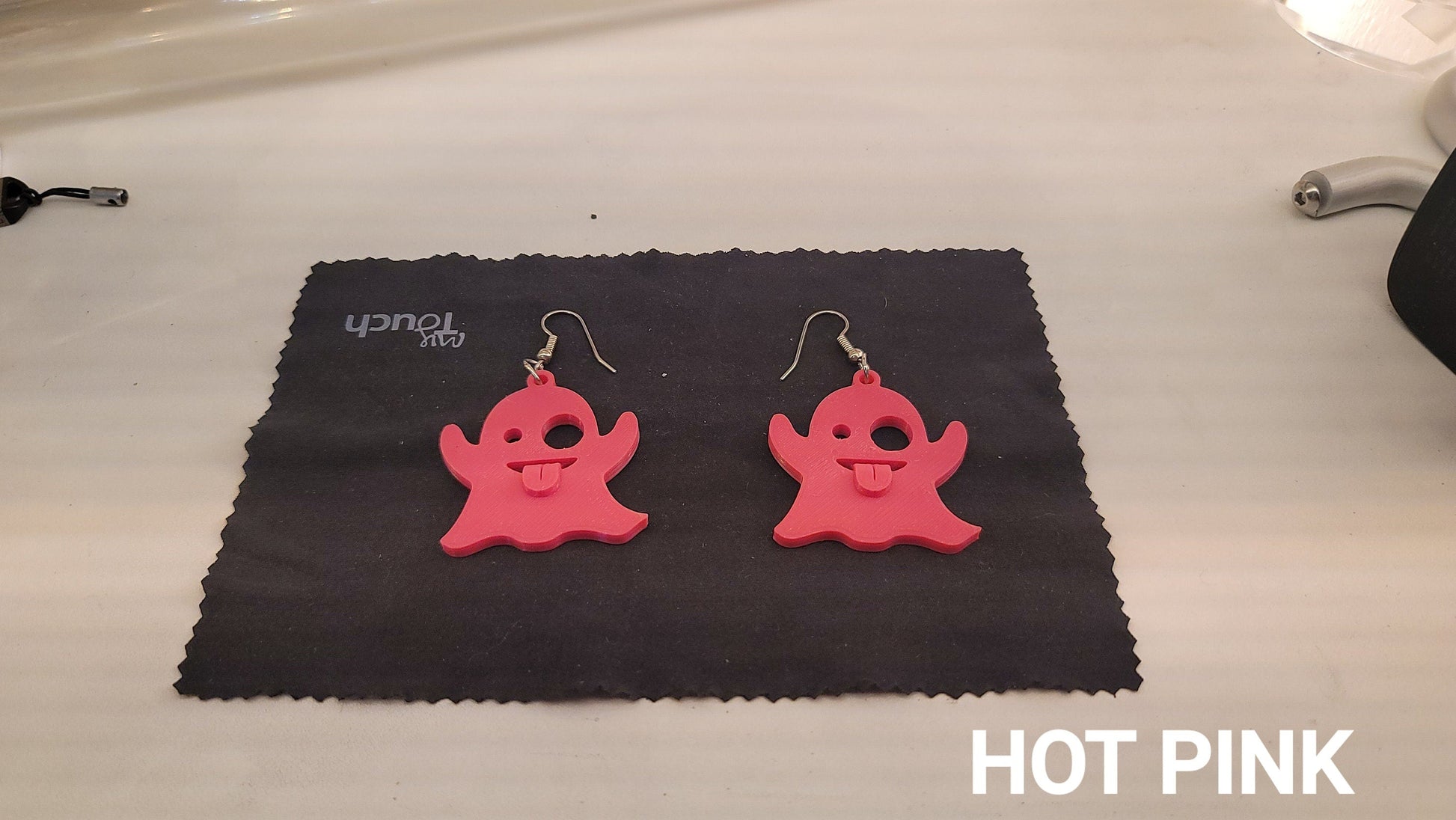 GHOST EMOJI EARRINGS - Howling Moto