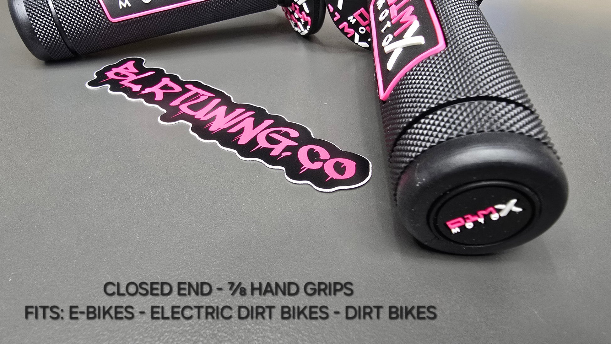 D1M MOTO X HAND GRIPS CLOSED END - FITS 7/8 BARS - FITS ELECTRIC DIRT BIKES - E-BIKES - DIRT BIKE - PIT BIKES - Howling Moto