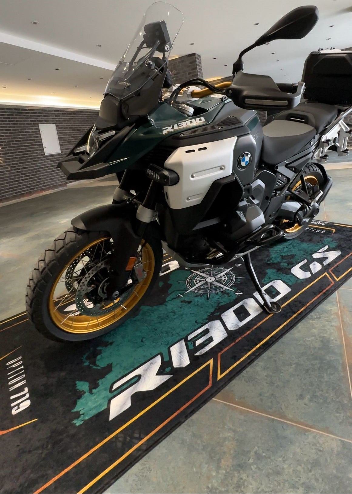 MPM Motorcycle Mat for BMW R 1300 GS - MM4101 - Howling Moto