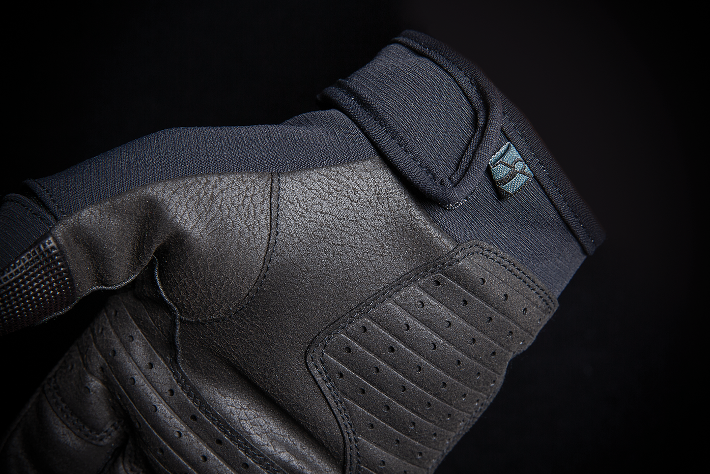 Bill's Exhausts ICON Stormhawk™ Black Gloves in 3XL showing textured fabric and reinforced palms for motorcycle riding protection.