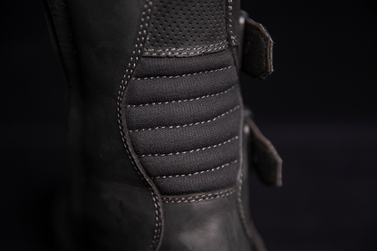 Black ICON Elsinore 2™ CE Boots by Bill's Exhausts, size 11, featuring sturdy leather construction and ankle protection.
