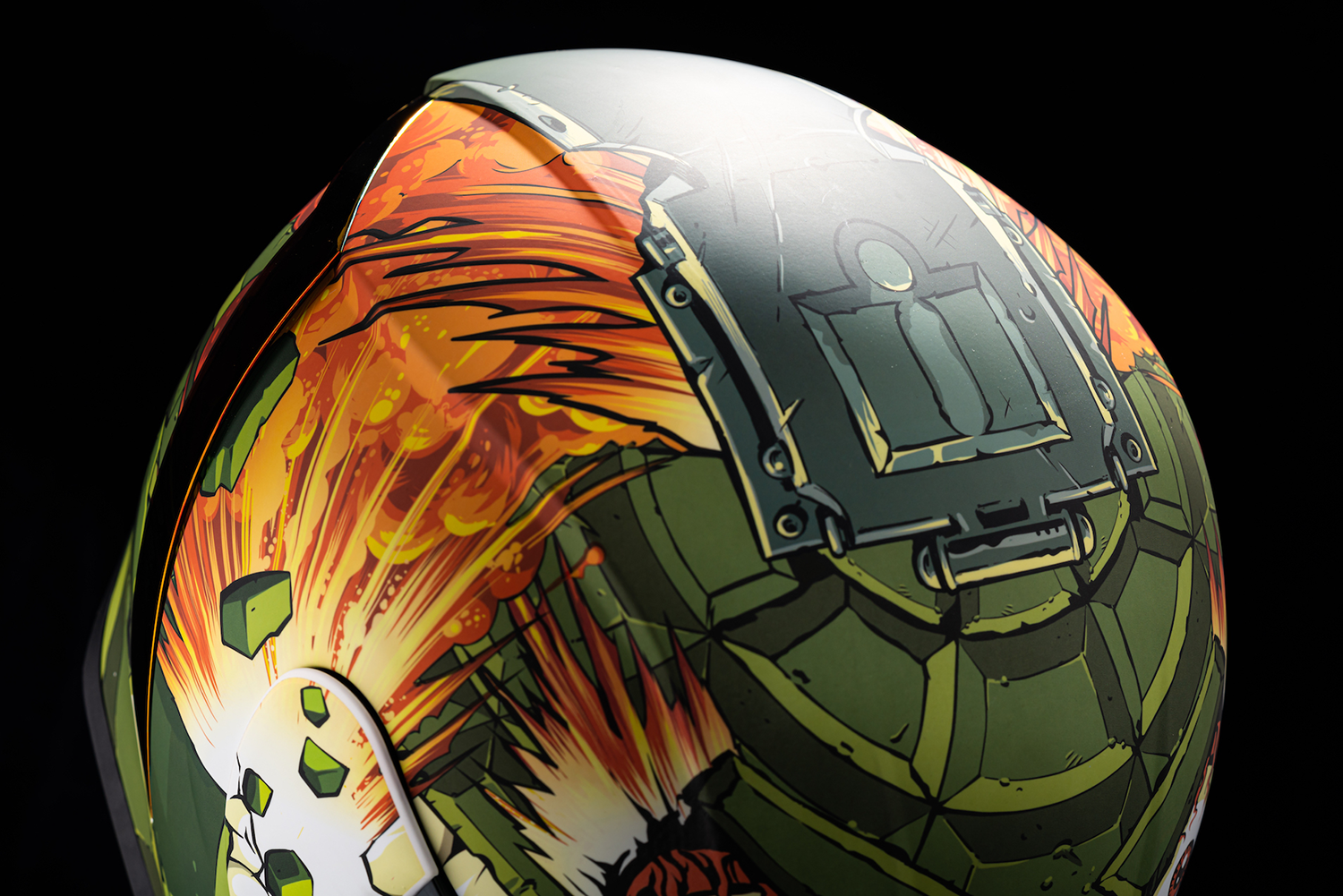 Bill's Exhausts ICON Airform™ Grenadier helmet in green, small size, with aerodynamic design and adjustable strap.