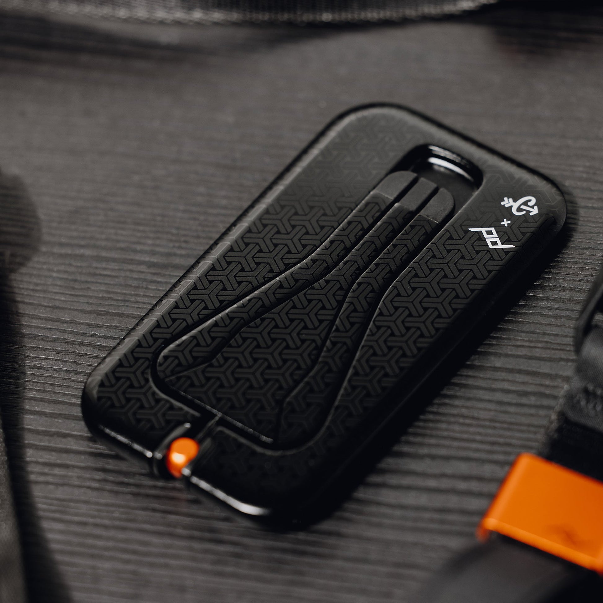 Mobile Tripod | Carryology Collab - Howling Moto