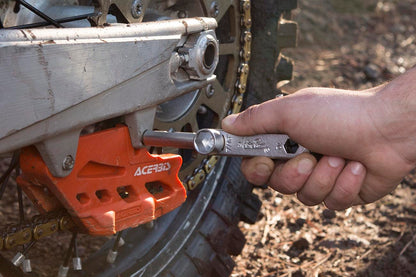 MP Tool Metric - Howling Moto