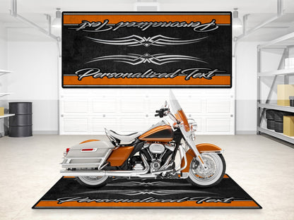 Motorcycle Mat for Touring Motorcycle "The Queen of the Highway" - MM7299 - Howling Moto