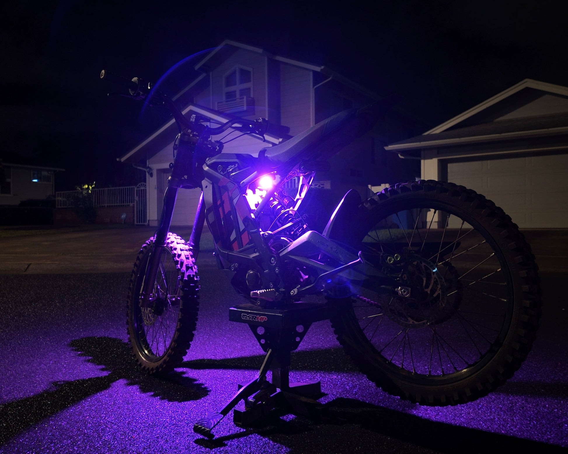 Hyperglow- Eride Pro 1.0/2.0 Rear Only - Howling Moto
