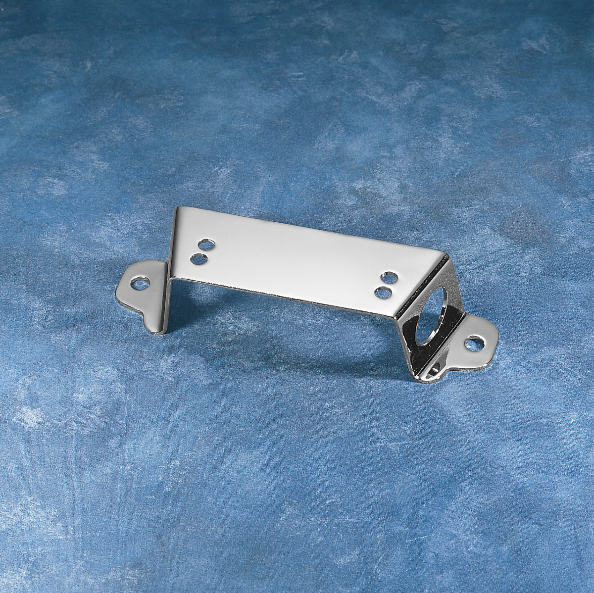 DRAG SPECIALTIES regulator mount for rubber-mounted Harley Davidson motors, compatible with model 71322, durable metal construction