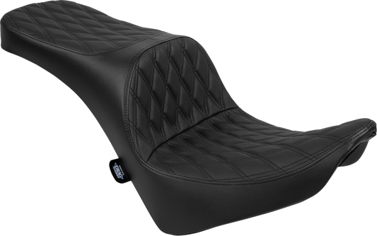 Drag Specialties Freedom Seat for Harley FL/FX 2018-2025, black vinyl with double diamond stitching, designed for comfort and style.