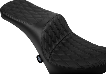 Drag Specialties Freedom Seat for Harley FL/FX 2018-2025 with black diamond stitch vinyl, featuring comfortable ergonomic design.