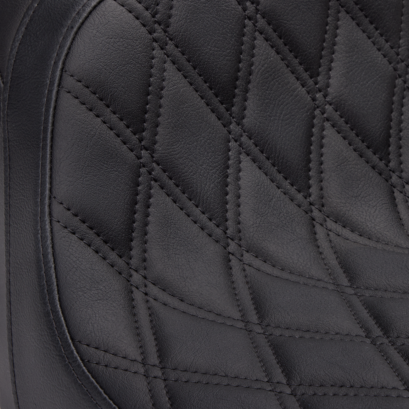 Drag Specialties Predator 2-up vinyl motorcycle seat with double diamond pattern for Harley FLH/FLTR 2008-2023.