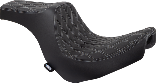 Drag Specialties Predator III 2-up motorcycle seat for FL/FX 2018-2024 with vinyl cover and double diamond silver stitching.