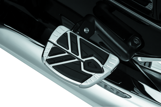 Chrome Kuryakyn Spear Mini Boards without adapter for Indian motorcycles, showing sleek metal foot pegs with detailed design.