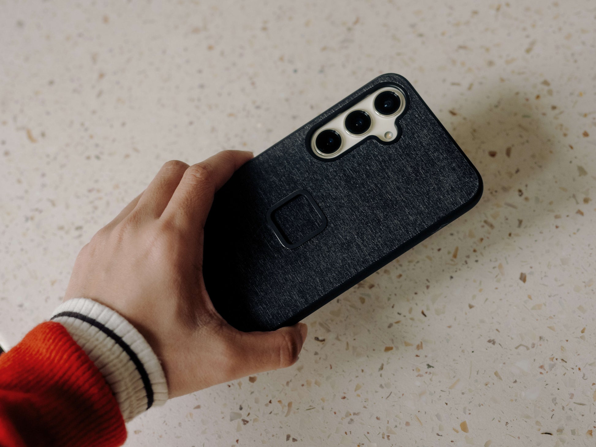 Everyday Case for Samsung Galaxy S25 | Everyday Case | Charcoal - Howling Moto