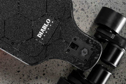 Diablo Carbon Street - Howling Moto