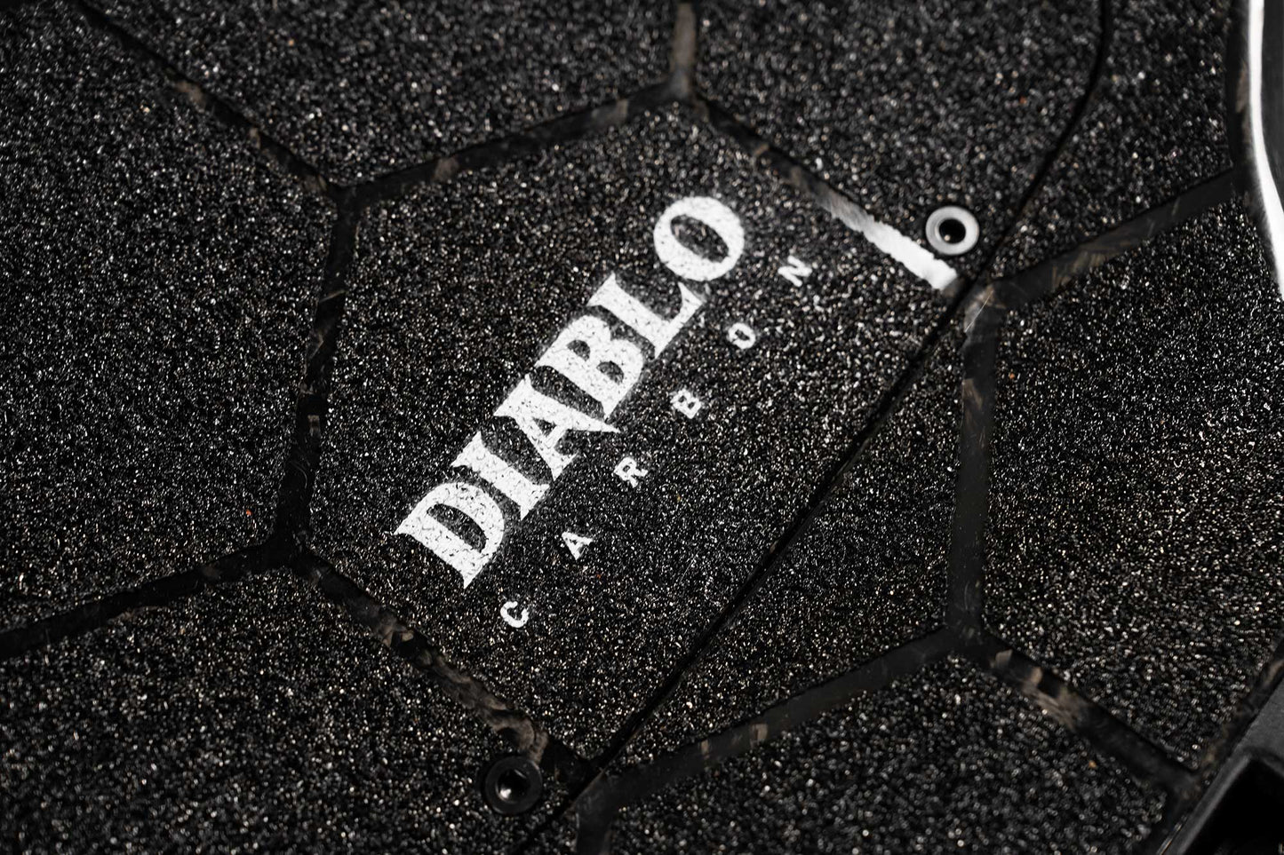 Diablo Carbon Street - Howling Moto