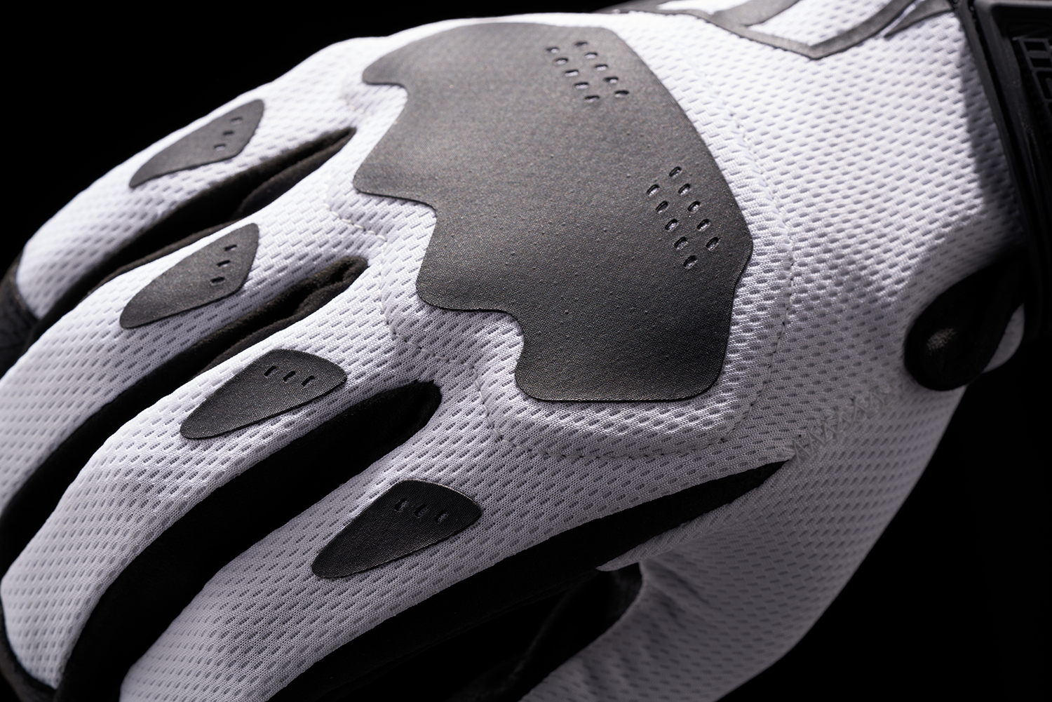 White ICON Hooligan CE Gloves in Medium size, featuring protective padding and a secure fit, designed for safety and comfort.