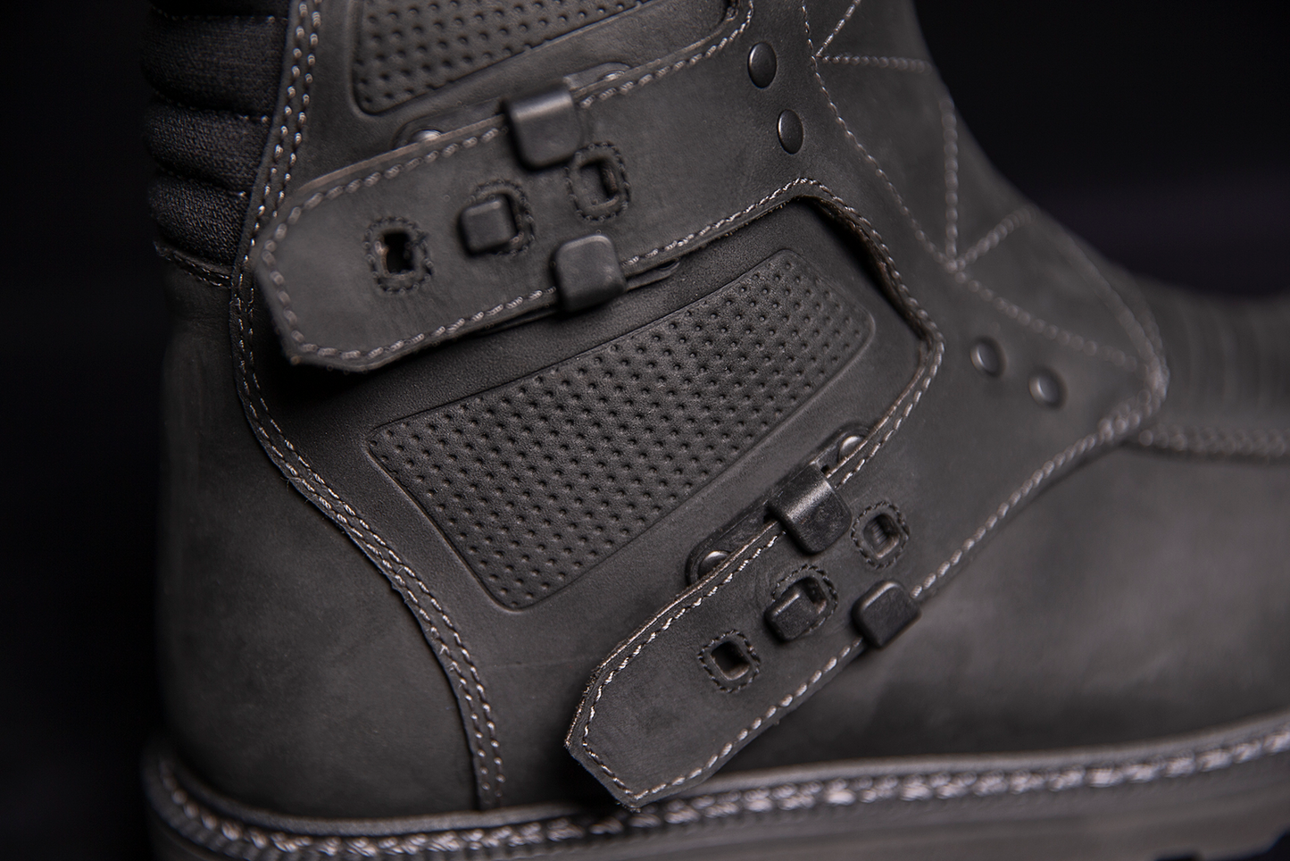 Black ICON Elsinore 2™ CE Boots by Bill's Exhausts, size 11, featuring durable leather construction and sturdy sole.