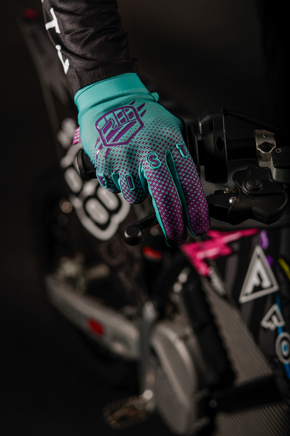 FIST Handwear Breezer Gloves in violet halftone, XS, featuring lightweight mesh and perforated Clarino palm for ventilation.