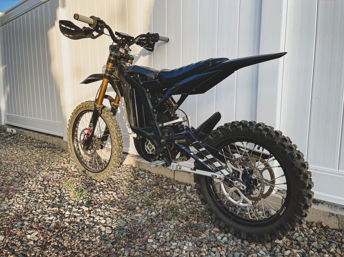 GritShift Extended Rear Fender V2 W/Side Shrouds - Howling Moto
