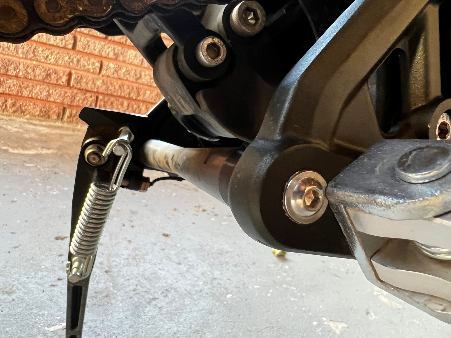 GritShift Talaria Sting Footpeg Support Brace (V2 Frame) - Howling Moto