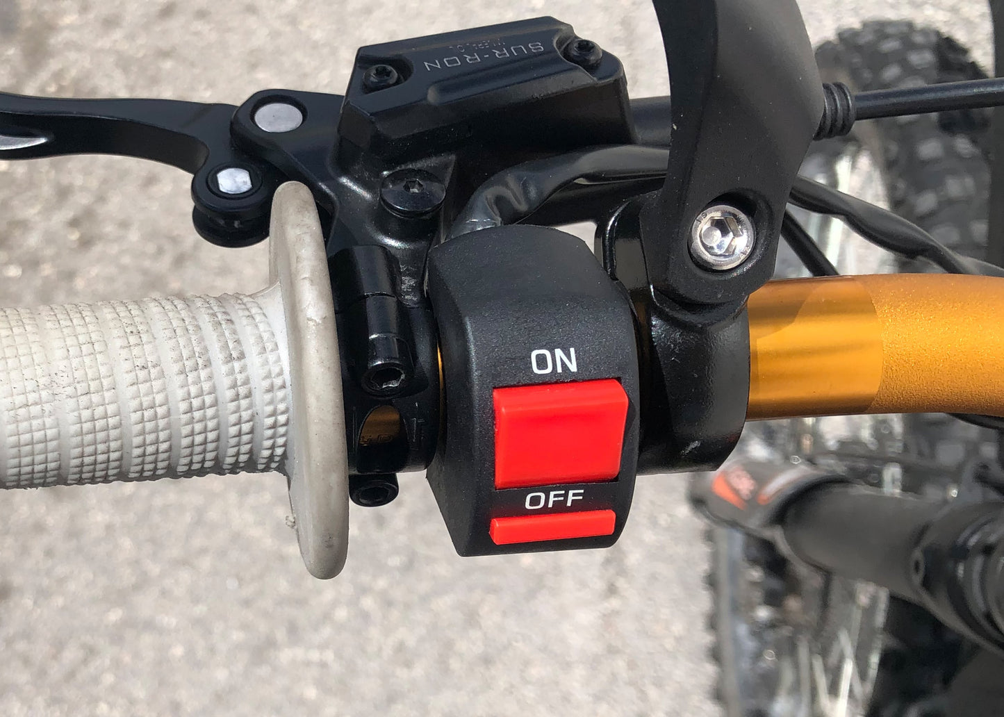 GritShift Sleeper Headlight Kill Switch - Howling Moto