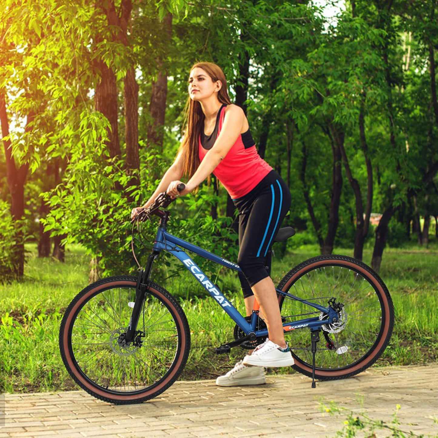 Black Hycline Ecarpat Trigger 27-inch bicycle with sturdy frame and alloy wheels, designed for versatile riding.