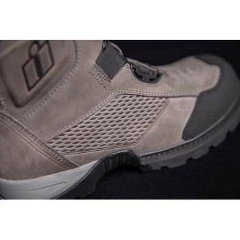 Icon Stormhawk Boots - Howling Moto