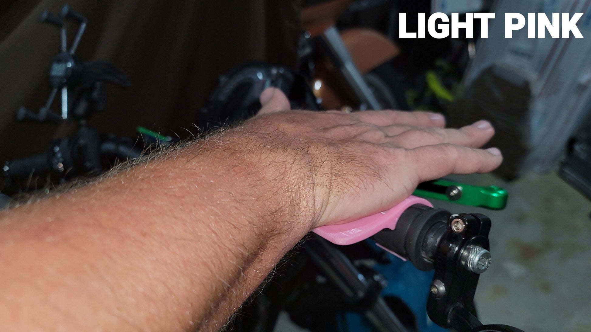THROTTLE ASSIST for 7/8 Hand Grips - Howling Moto