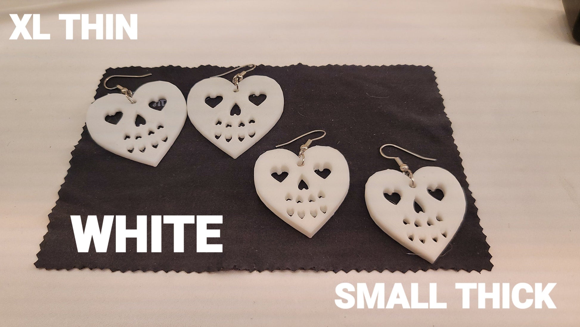HEART SKULL EARRINGS - Howling Moto
