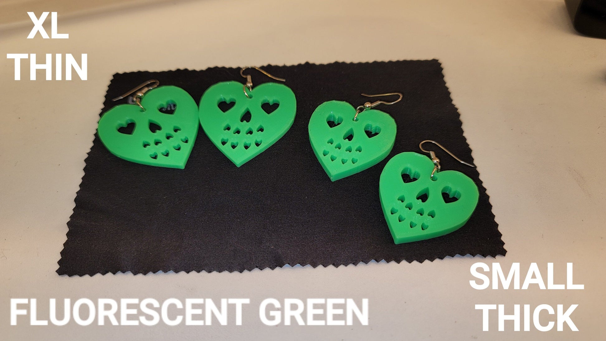 HEART SKULL EARRINGS - Howling Moto
