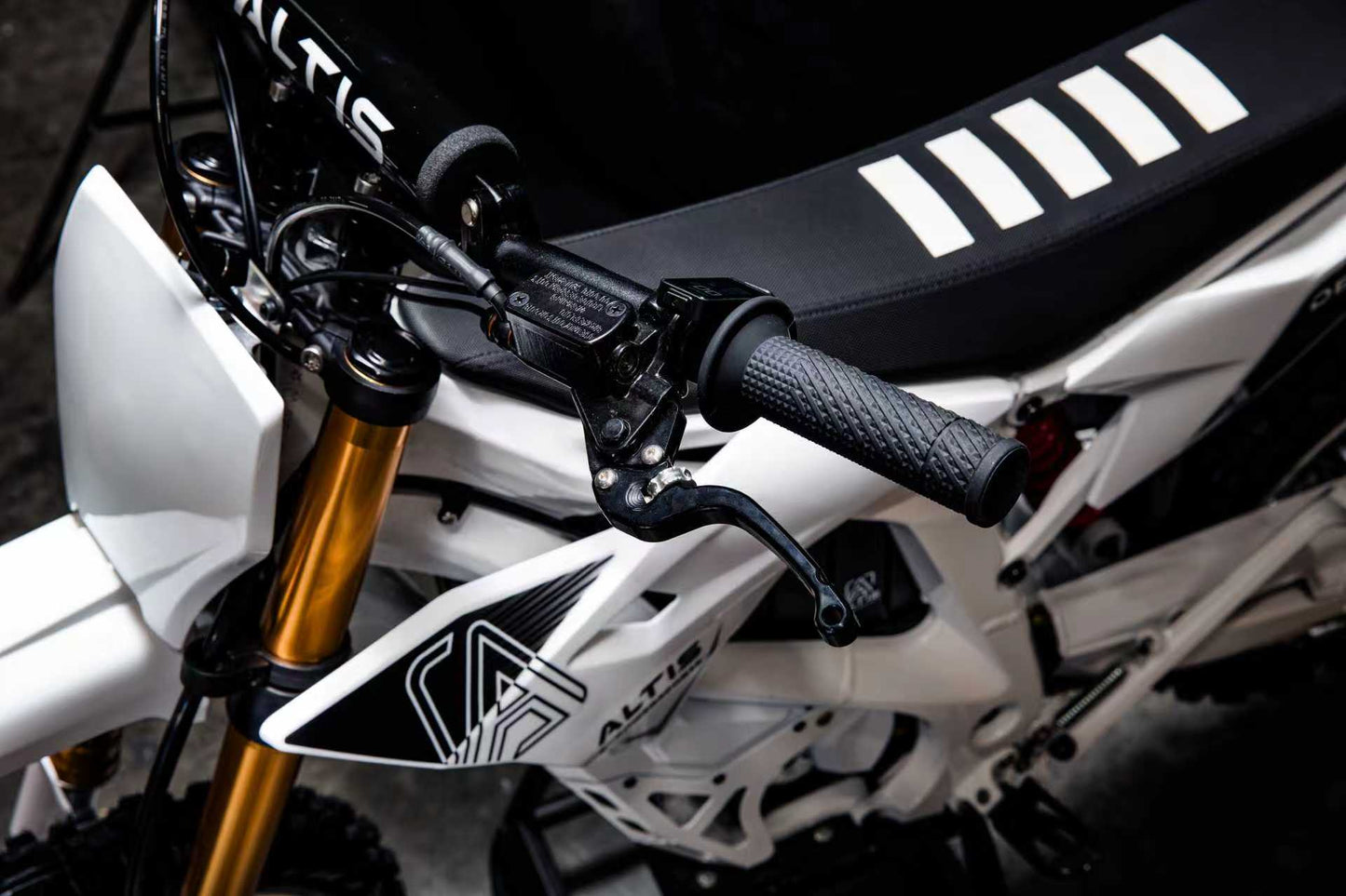 2026 Altis Delta (S) Ghost Edition Electric Motorcycle (Pre-Order Ships in July)