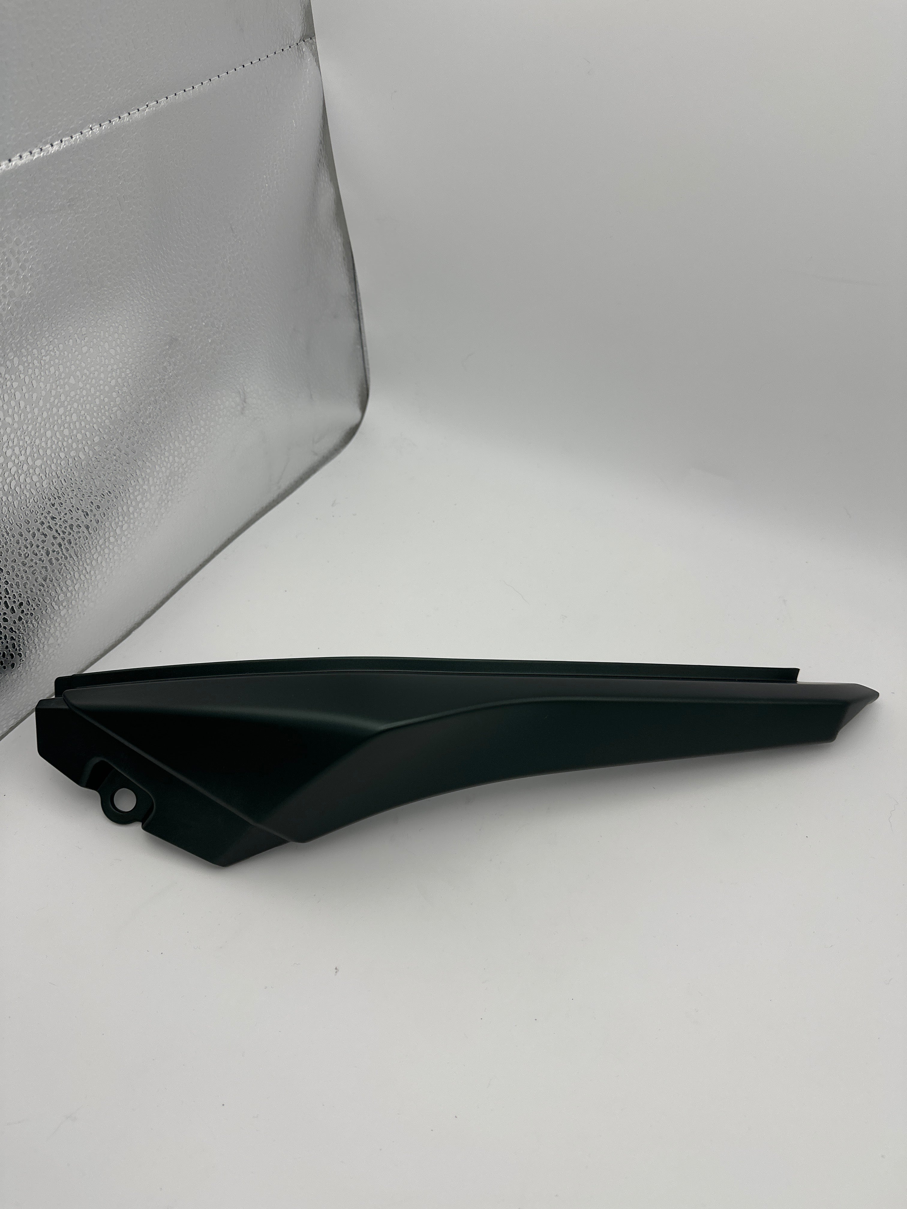 Kawasaki Z125 Tail Shroud | Genuine OEM Rear Side Covers Left & Right