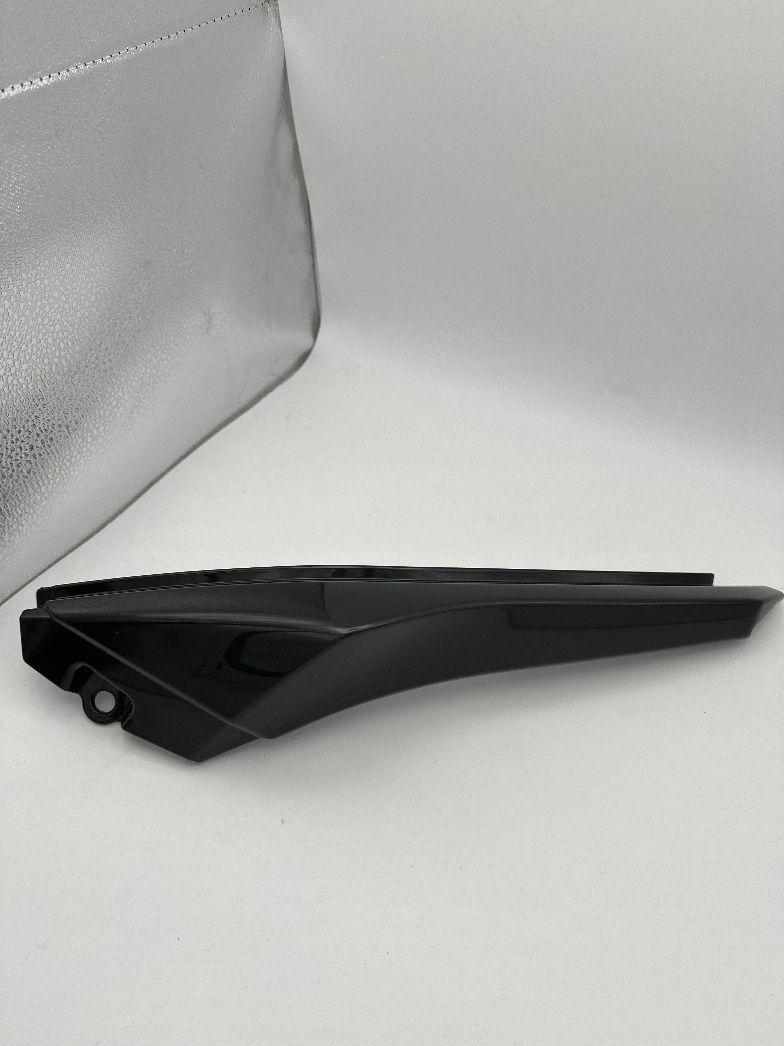 Kawasaki Z125 Tail Shroud | Genuine OEM Rear Side Covers Left