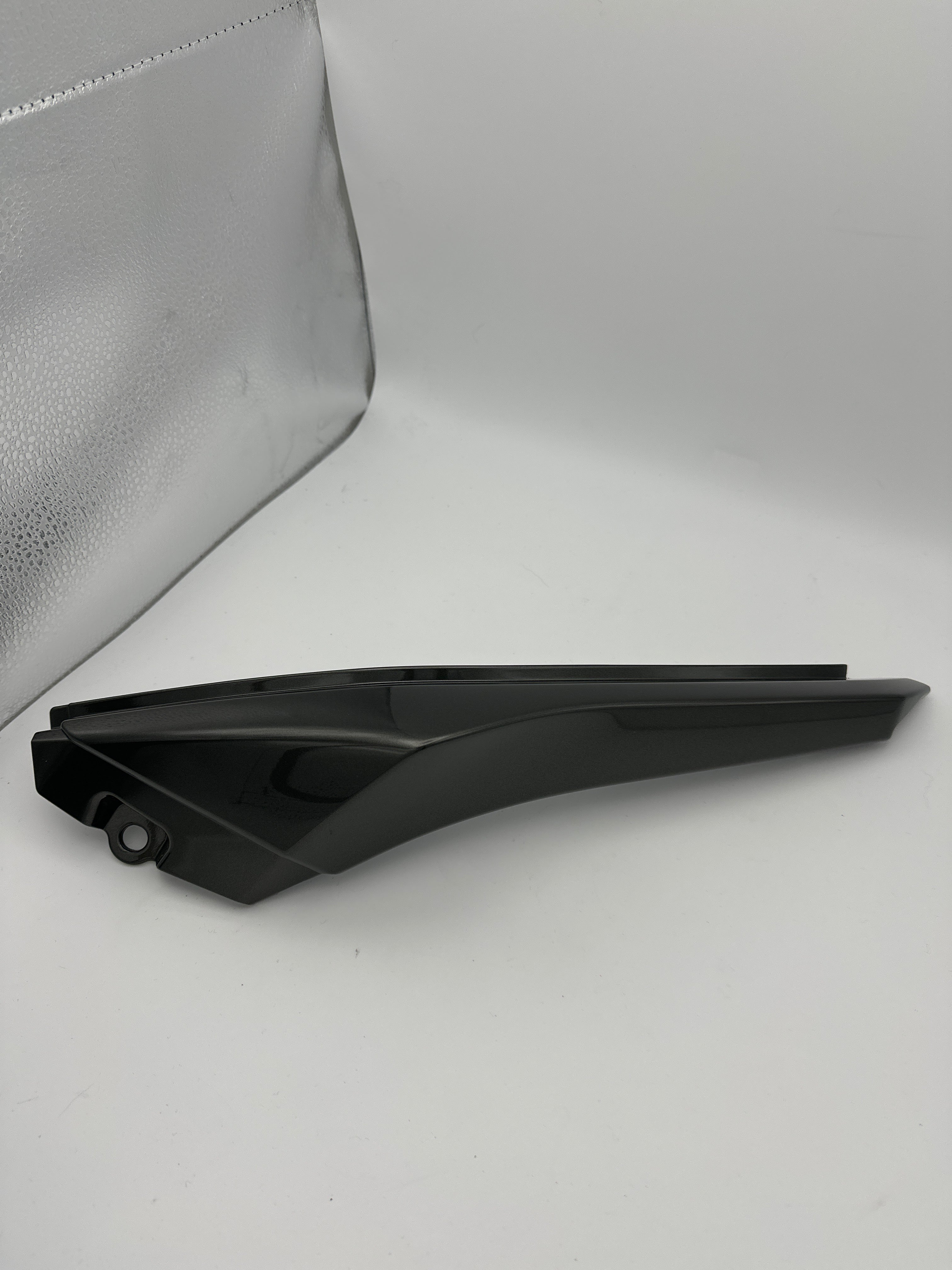 Kawasaki Z125 Tail Shroud | Genuine OEM Rear Side Covers Left