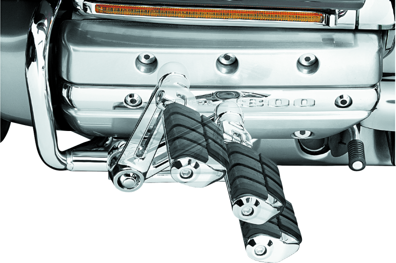 Kuryakyn Ergo II Dually ISO Pegs with Long Arms installed on Honda GL1800 and F6B motorcycle handlebars.