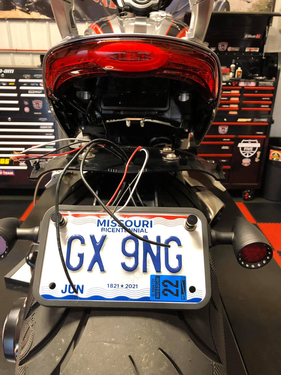 Lamonster Garage Rocket 3 license plate bracket (2020 to current)(Pre-Order) - Howling Moto