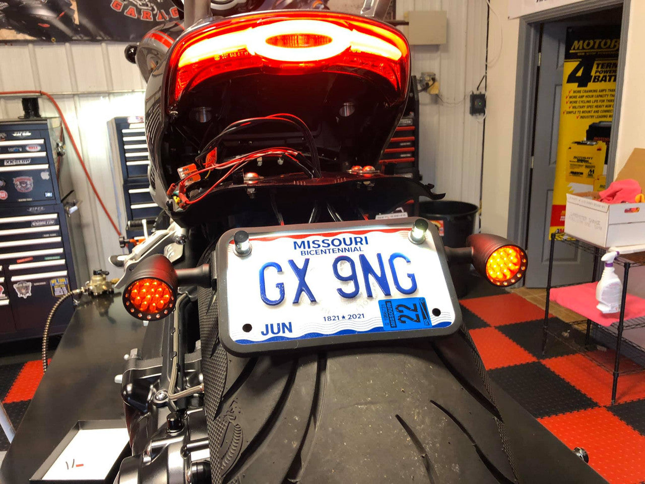Lamonster Garage Rocket 3 license plate bracket (2020 to current)(Pre-Order) - Howling Moto