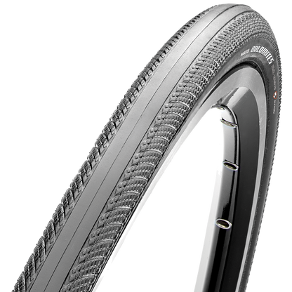 Hycline Maxxis Dolomites 700x25C road bike tire shown with tread pattern and sidewall details.