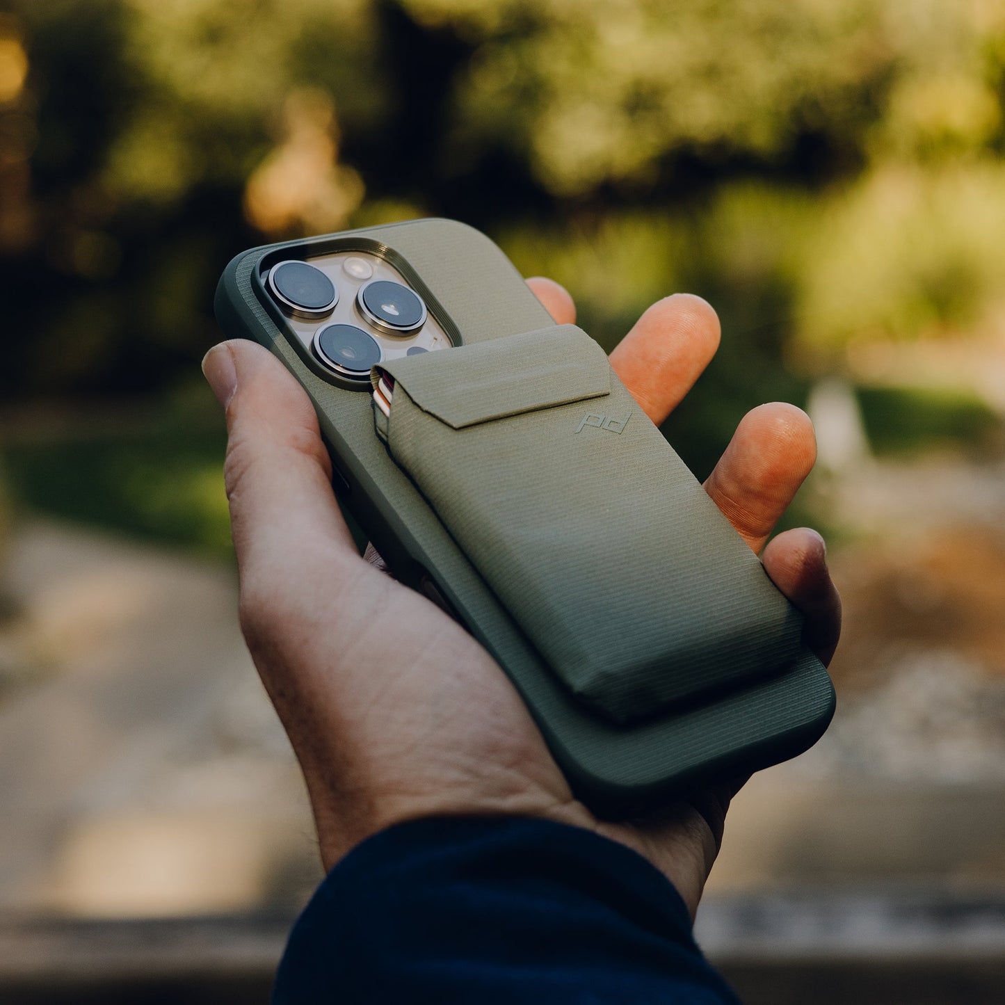 Everyday Loop Case | iPhone 16 Pro | Sage - Howling Moto