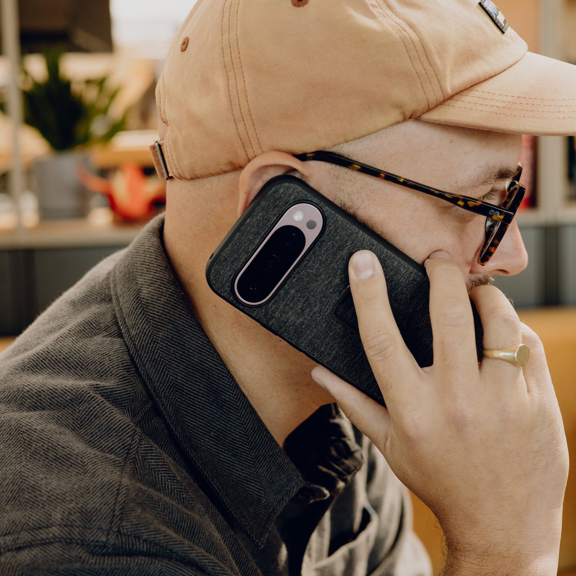 Everyday Case for Pixel 9 Pro | Everyday Case Loop | Charcoal | Nylon - Howling Moto