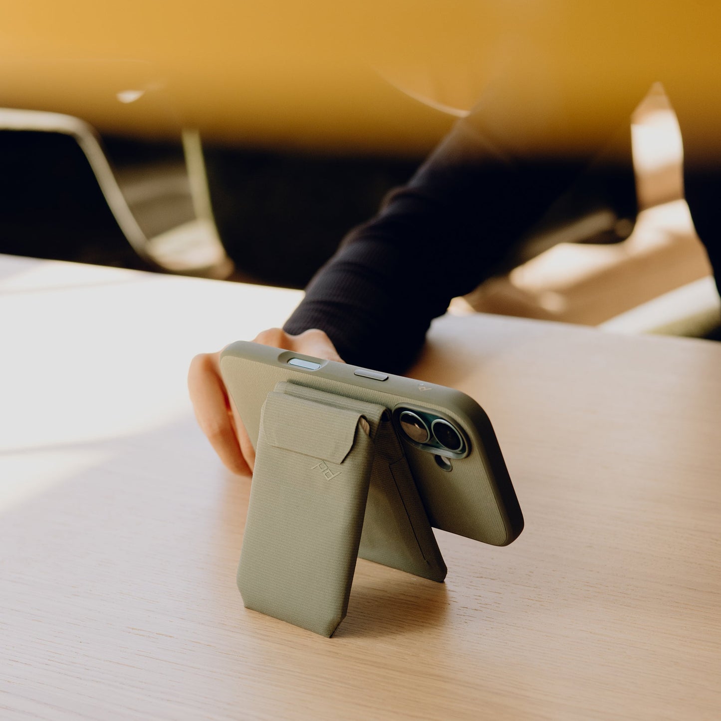 Everyday Case | iPhone 16 Plus Sage - Howling Moto