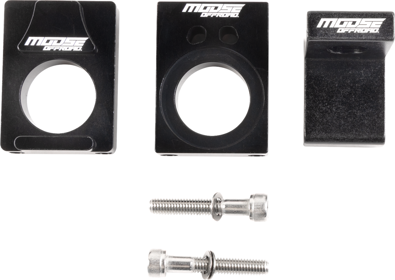 MOOSE OFFROAD rear axle flag mount for Yamaha YZ and WR motorcycles, designed for durable off-road use.